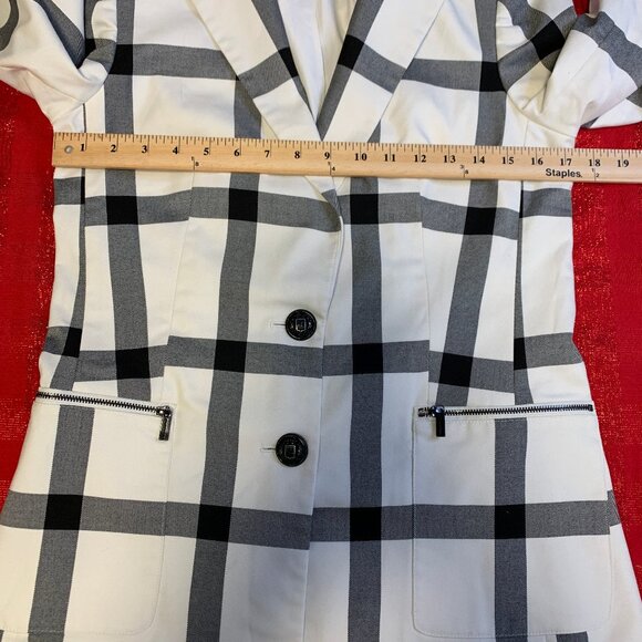 Karl Lagerfeld Paris, Ivory/Black Plaid Long Sleeve Jacket in Women's Size 4 - Picture 3 of 9